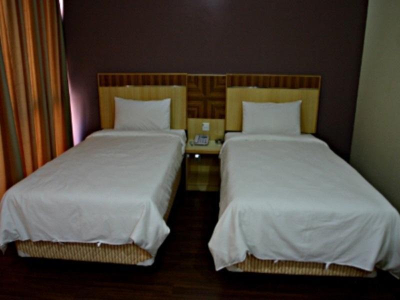 Oyo 89866 Houz Inn Bintulu Exteriör bild