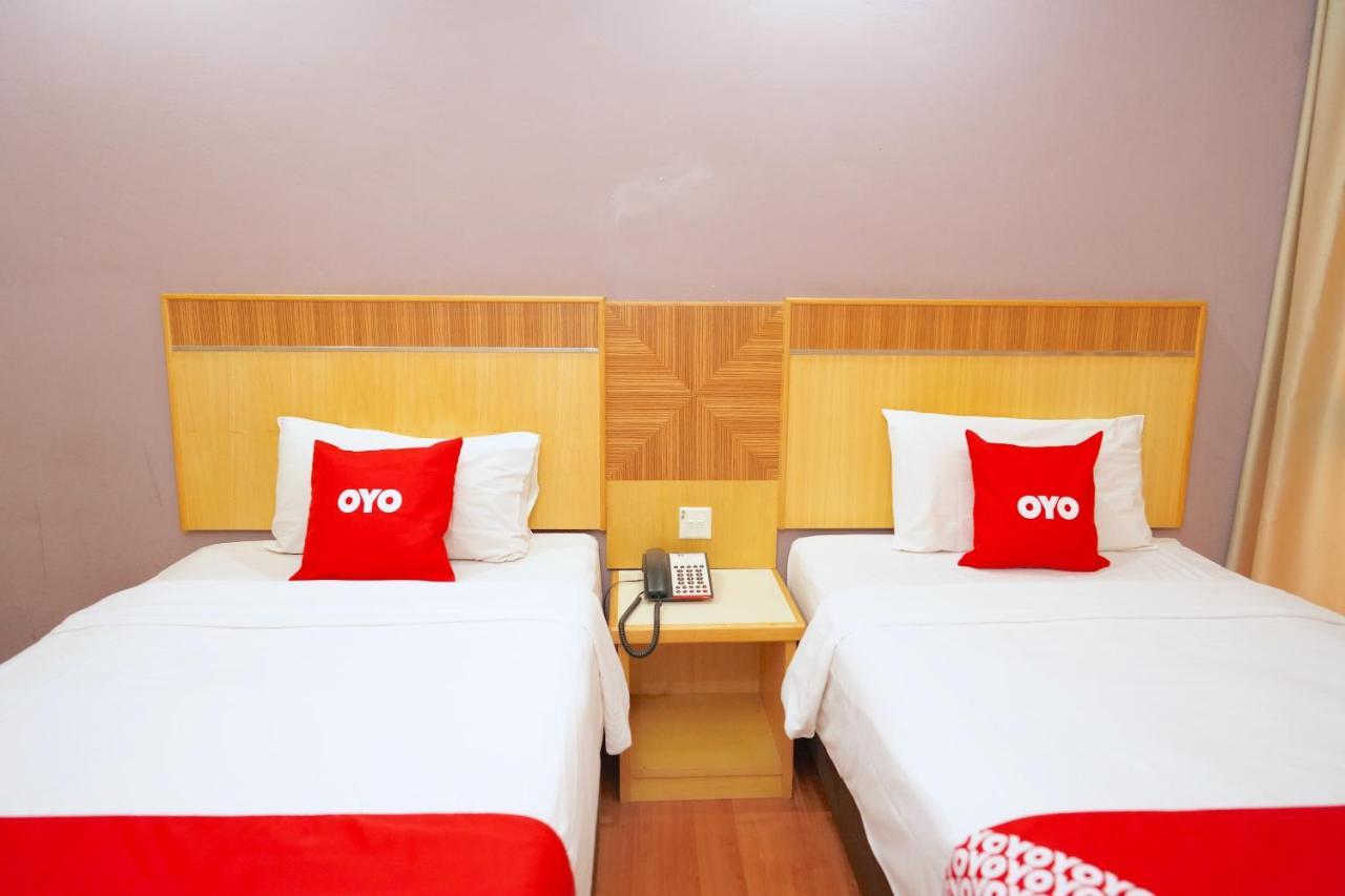 Oyo 89866 Houz Inn Bintulu Exteriör bild