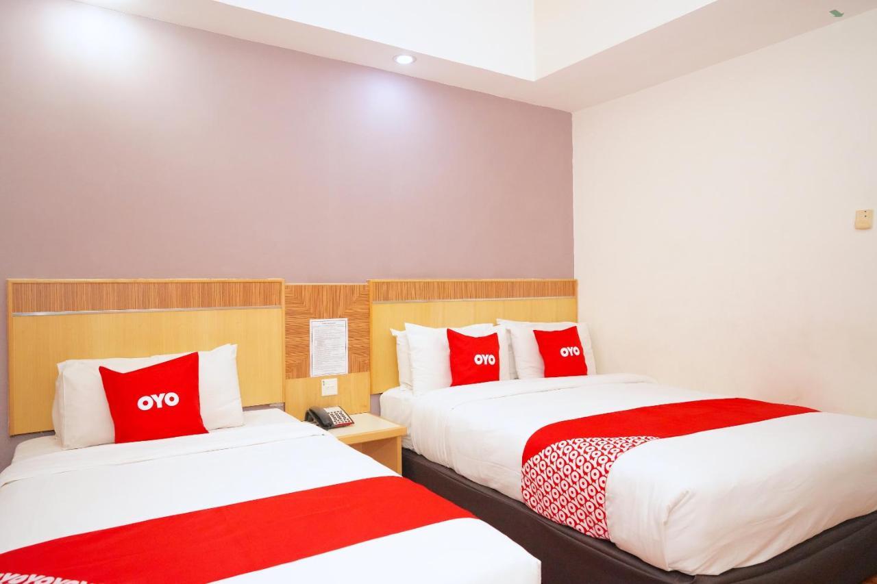 Oyo 89866 Houz Inn Bintulu Exteriör bild